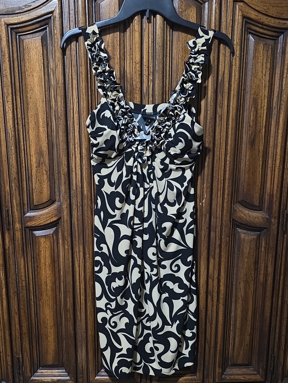 En Focus Studio Size 8 Y2K Abstract Scroll Print Ruffle Tank Dress Black Tan